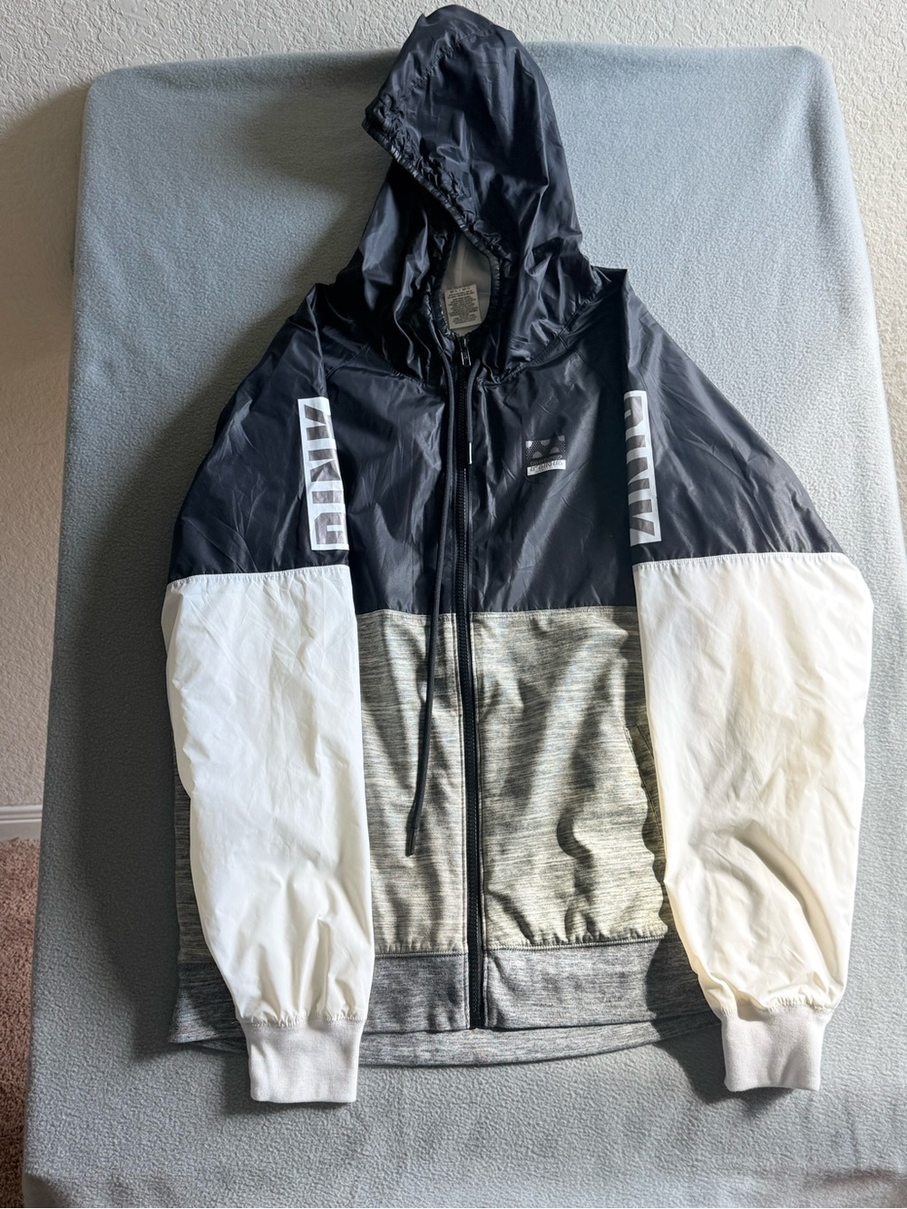 Victoria's Secret Men’s Hooded Colorblock Windbreaker - Black, White, Gray